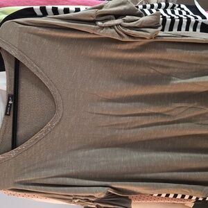 Made in Italy Taupe Tunic Top med-xl